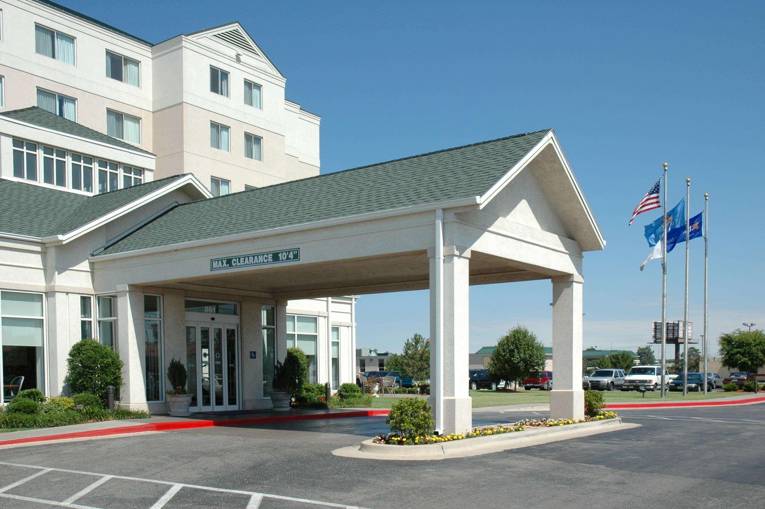 Hilton Garden Inn Oklahoma City Airport Exterior photo